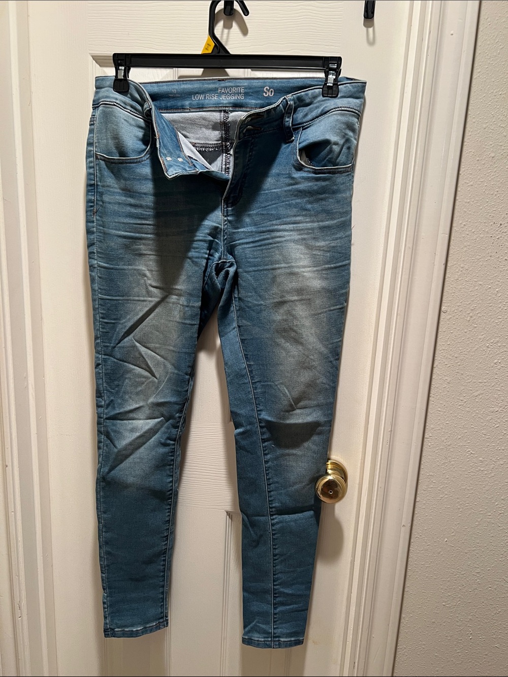 SO Light Blue Stretch Low-Rise Jeggings